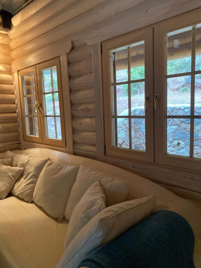 カラブリタ Shelterヴィラ エクステリア 写真